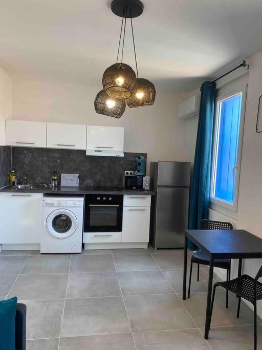 Le Berlioz-Studio-Clim-Wifi-Balcon Apartment Безие Екстериор снимка
